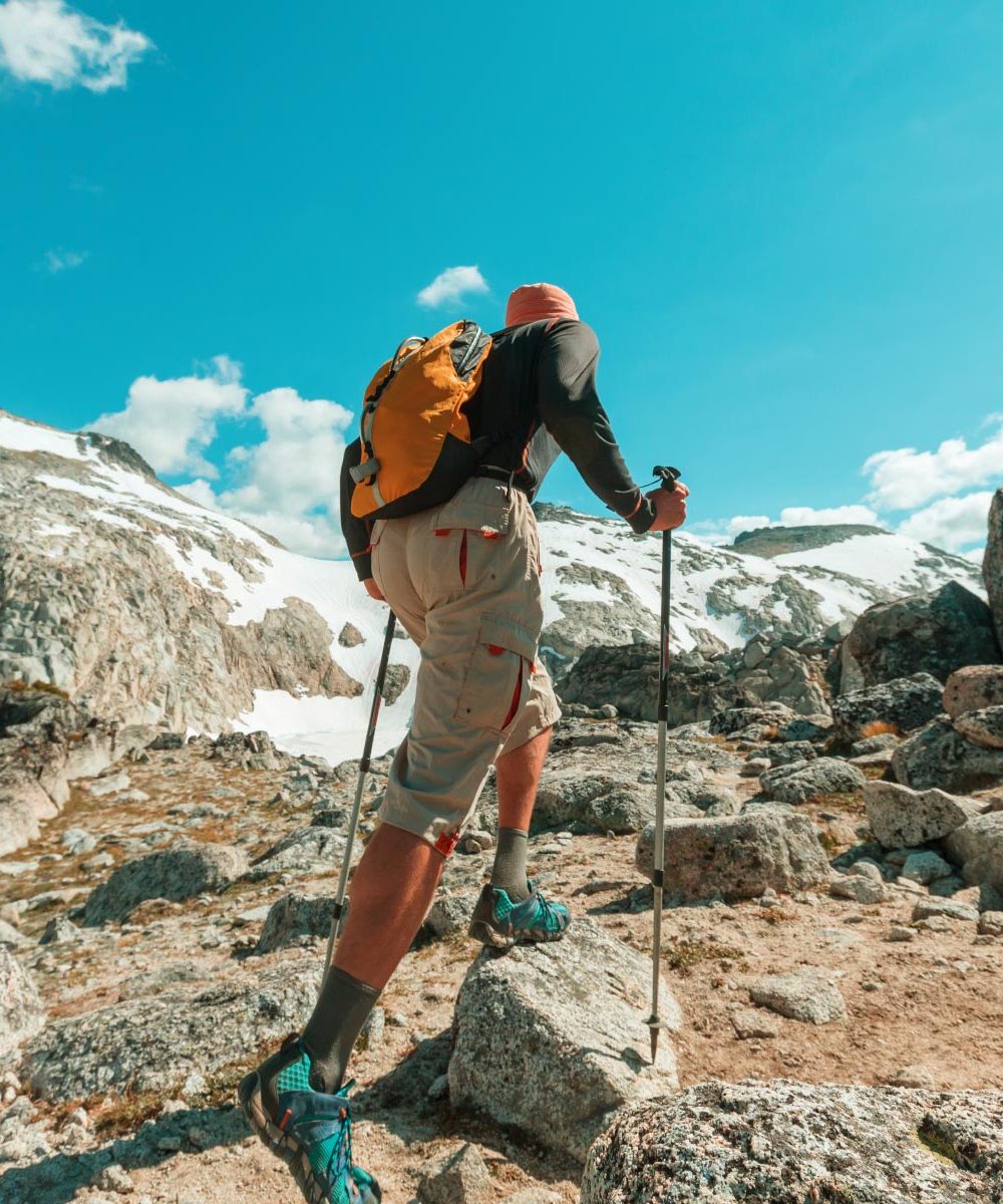 hike-in-mountains-D7T74KX hike-in-mountains-D7T74KX